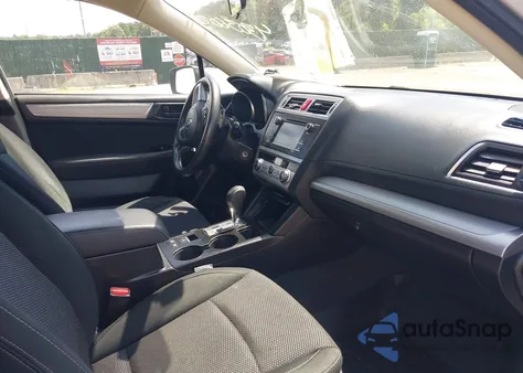 2016 Subaru Outback 2.5I z USA, uszkodzony, nr VIN 4S4BSAAC8G3249278